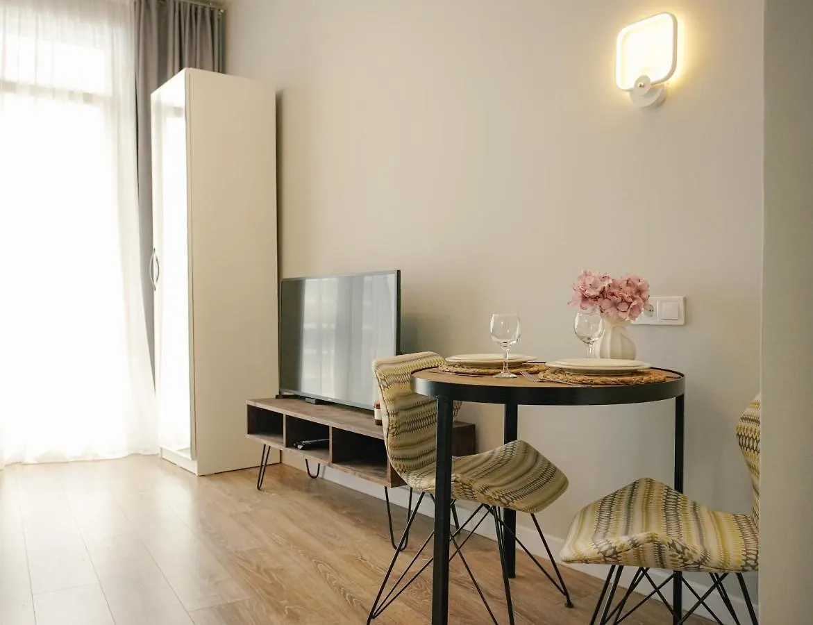 Gg Home - Cozy Studio In Complex White Sails With Sea And Pool View On 7Th Floor Batumi Georgia