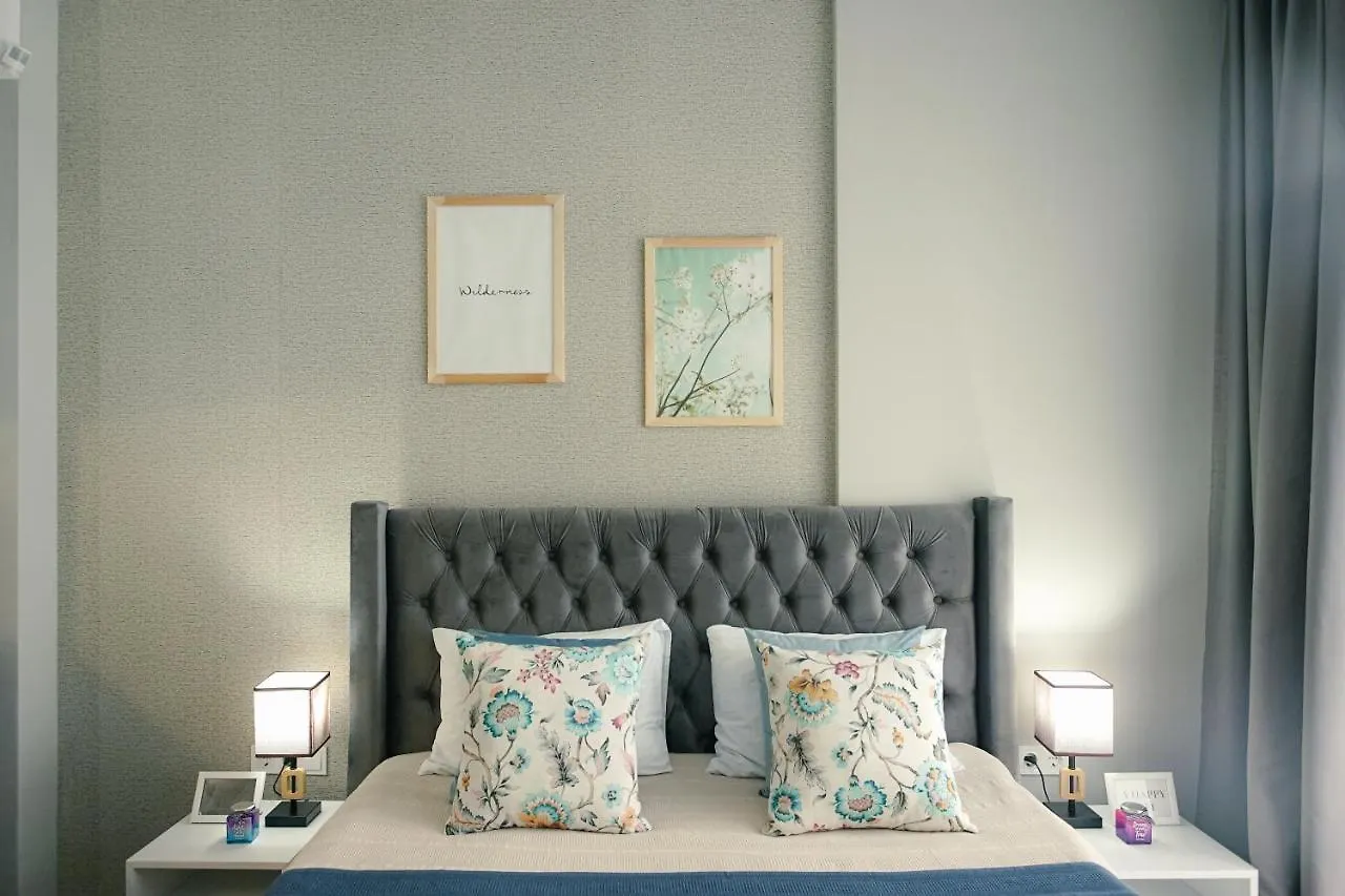 Gg Home - Cozy Studio In Complex White Sails With Sea And Pool View On 7Th Floor Batumi Apartment